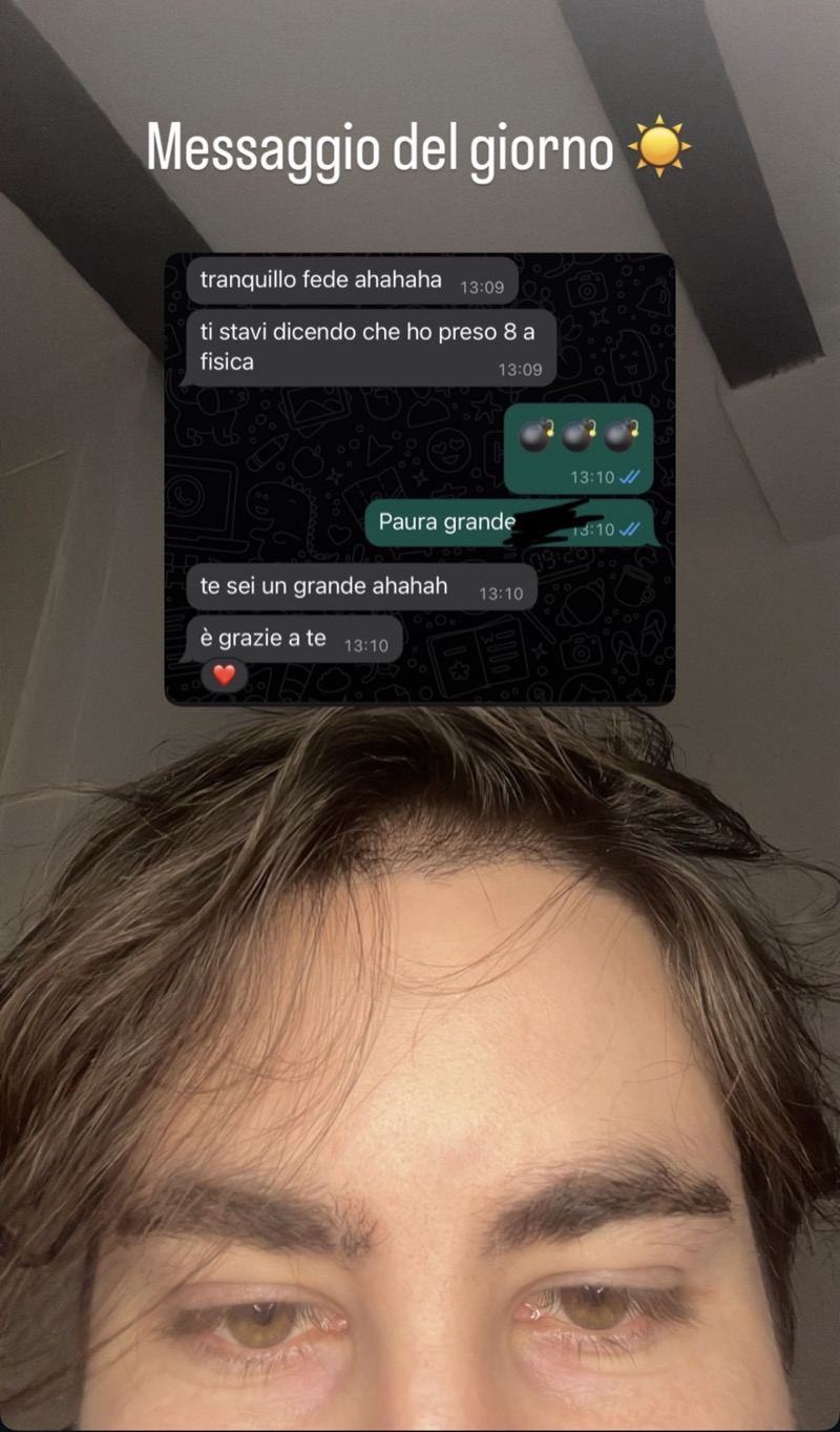 Studente scrive a Federico di aver preso 8 in fisica e lo ringrazia per le lezioni ricevute