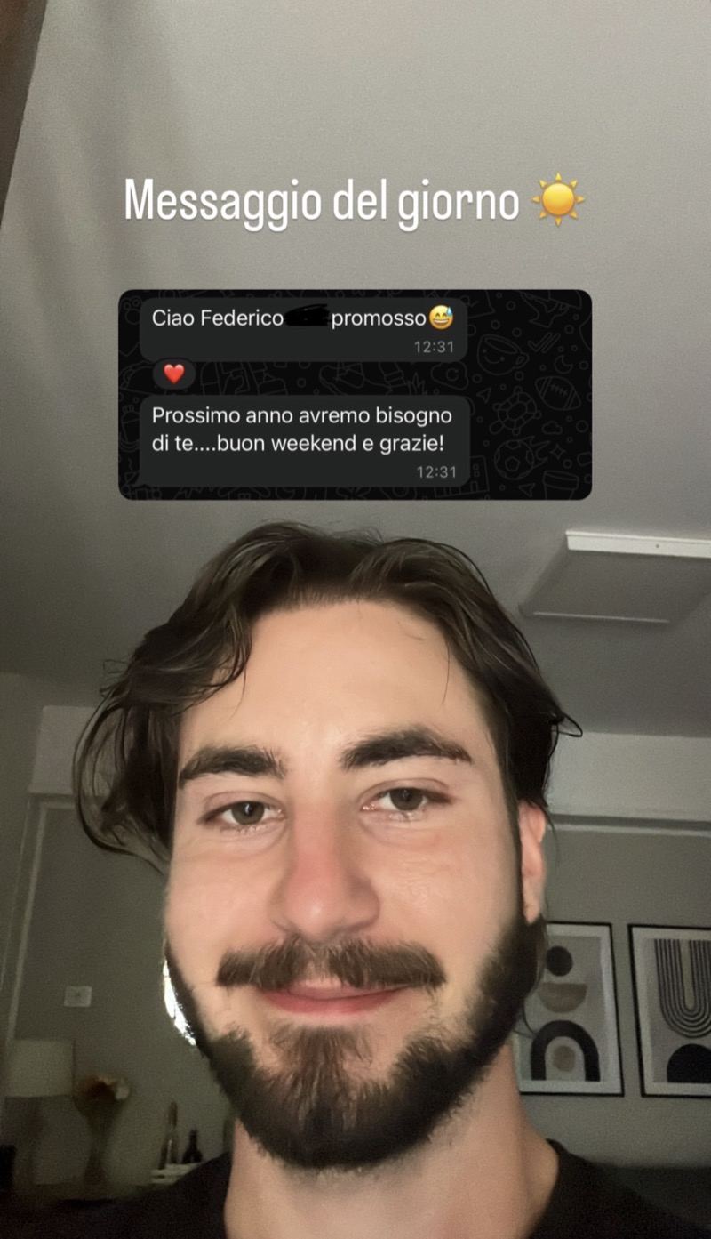 Genitore comunica che il figlio &egrave; stato promosso e prenota le lezioni anche per l'anno prossimo