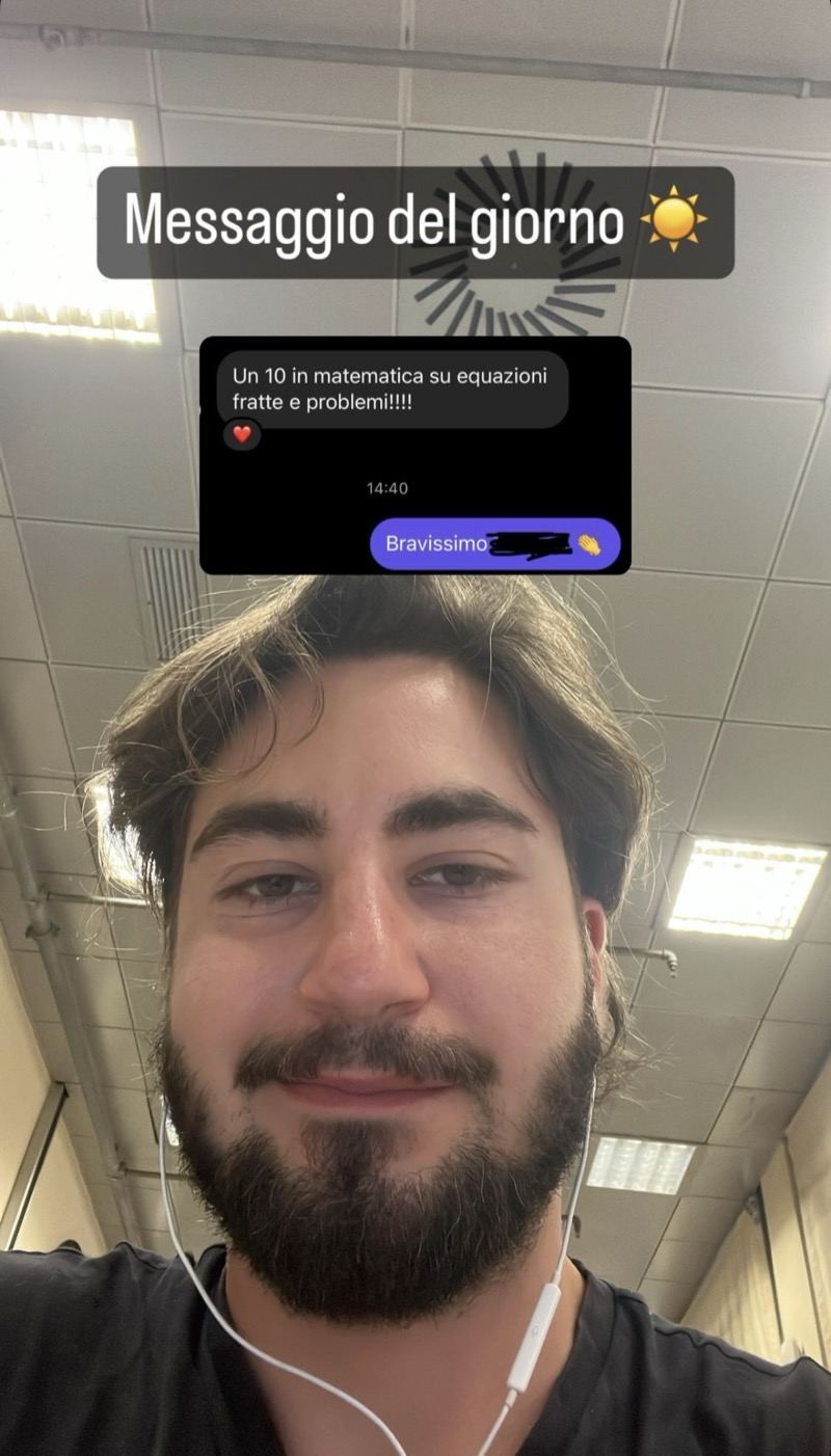 Studente festeggia un 10 in matematica su equazioni fratte e problemi, Federico risponde bravissimo