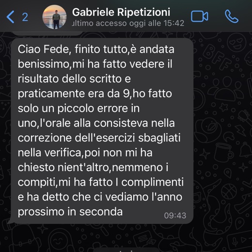 Gabriele aggiorna Federico dopo l'esame: scritto quasi da 9 e complimenti dalla professoressa grazie alle ripetizioni